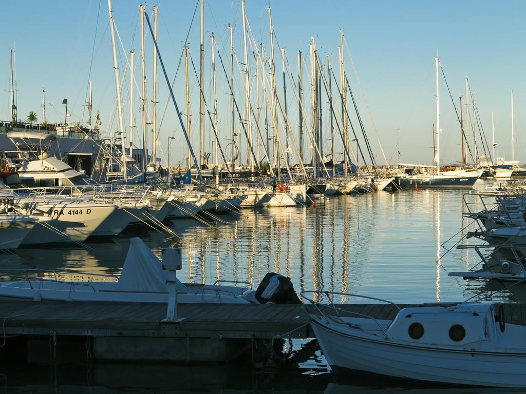 Hotel Regent - In Pieno Centro San Benedetto del Tronto Eksteriør billede