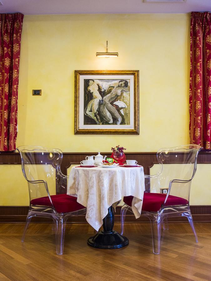 Hotel Regent - In Pieno Centro San Benedetto del Tronto Eksteriør billede
