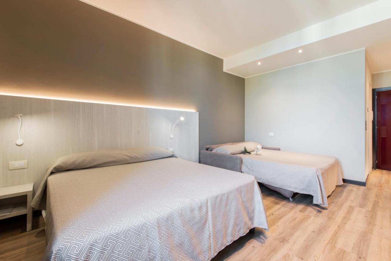 Hotel Regent - In Pieno Centro San Benedetto del Tronto Eksteriør billede